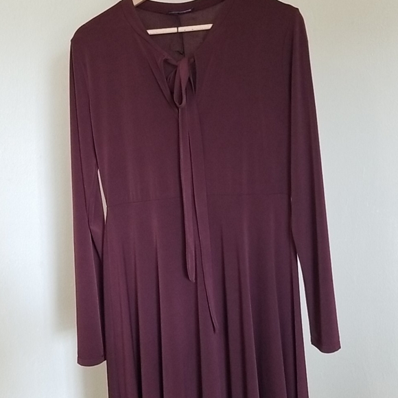 Dress - Picture 2 of 3